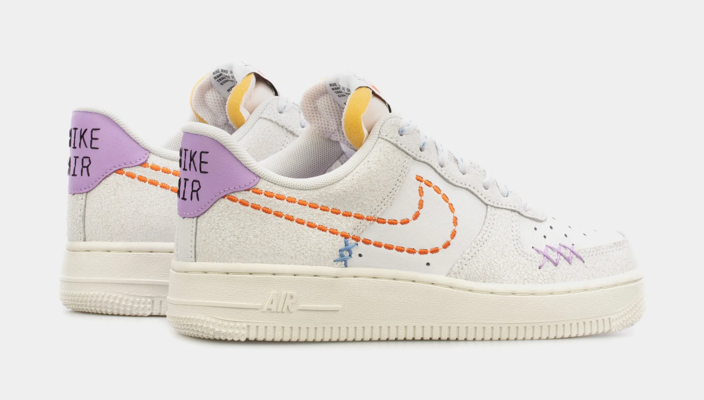 Air Force 1 '07 SE Womens Lifestyle Shoes (White/Multi)