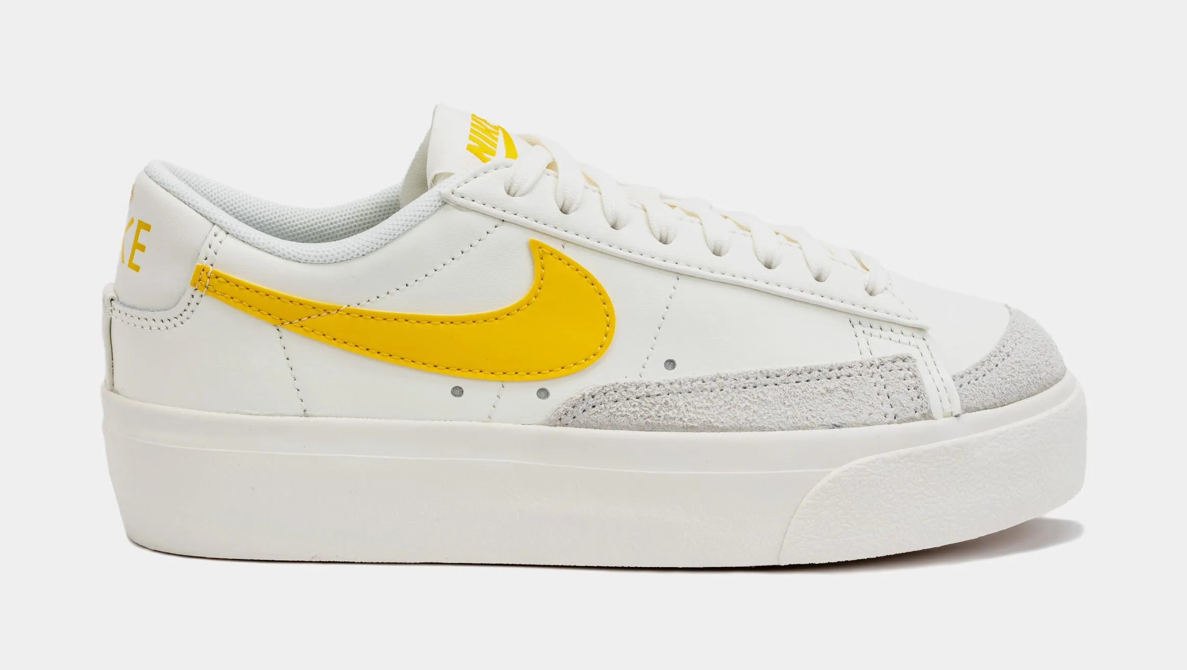 Blazer Low Platform Womens Lifestyle Shoes (White/Yellow)