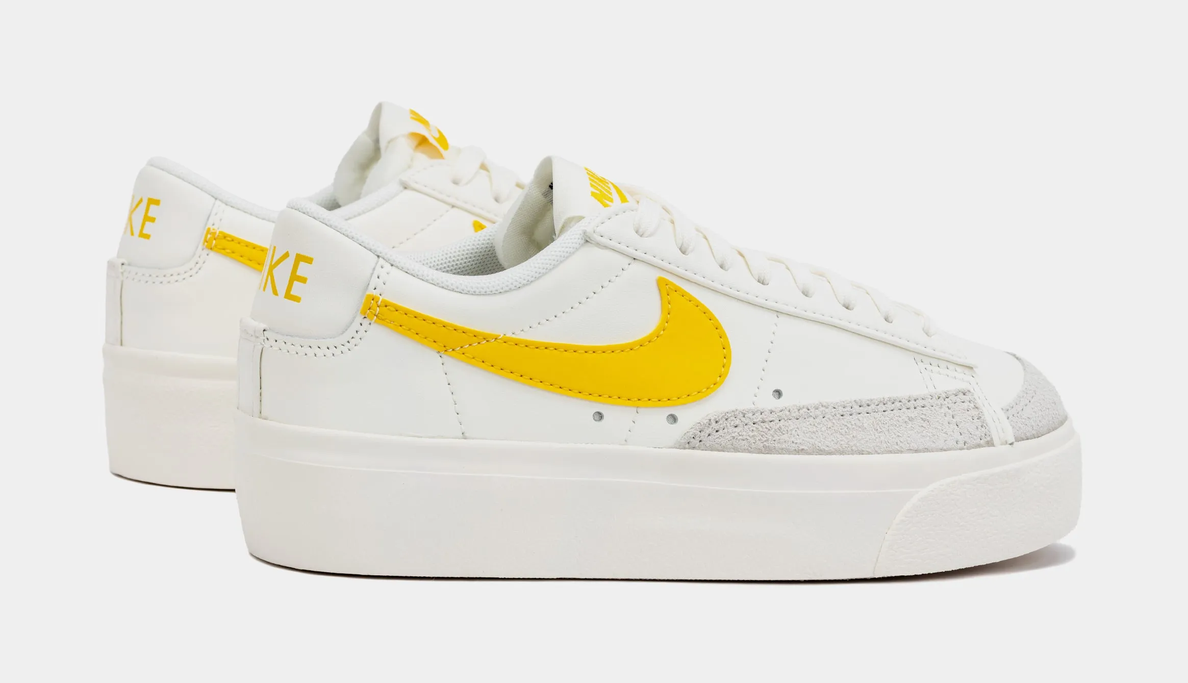 Blazer Low Platform Womens Lifestyle Shoes (White/Yellow)