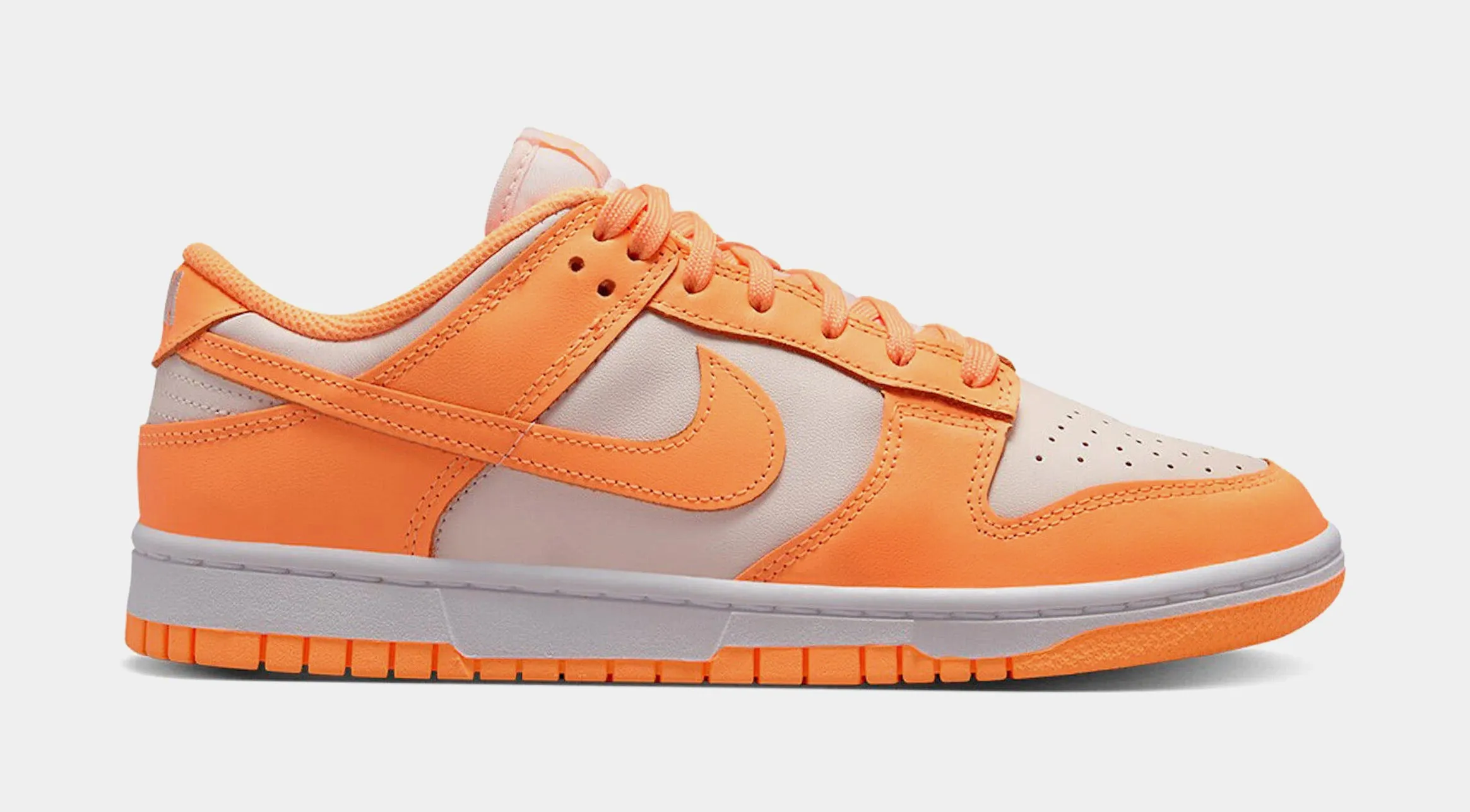 Dunk Low Peach Cream Womens Lifestyle Shoes (Orange/White)