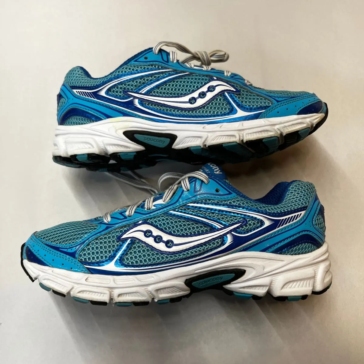 SAUCONY Women's Grid Cohesion 7 -Blue/White- Running Shoe Size 8M - Preowned